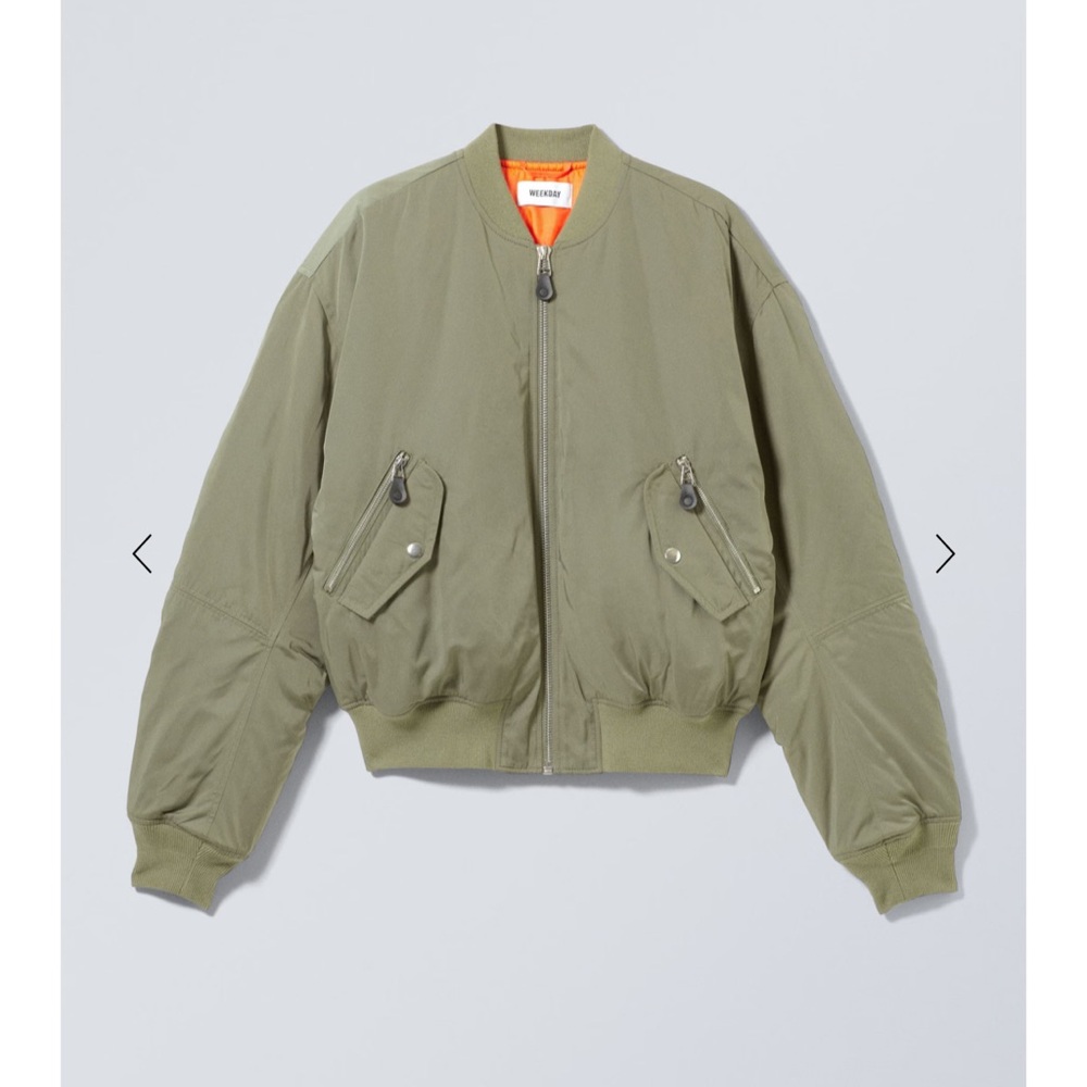 Weekday bomber jacket size M
